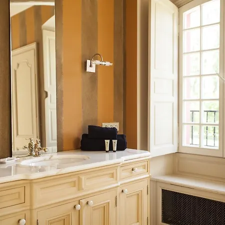 Le Domaine De Barbizon 4*