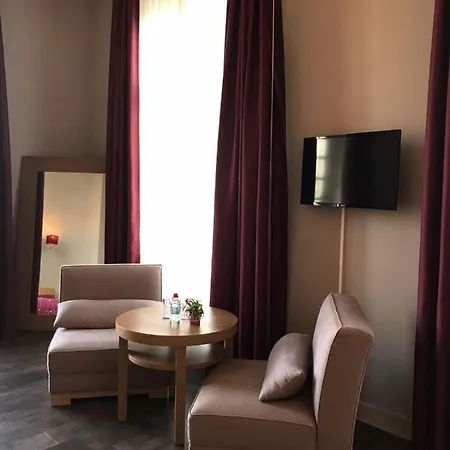 Le Domaine De Barbizon 4*